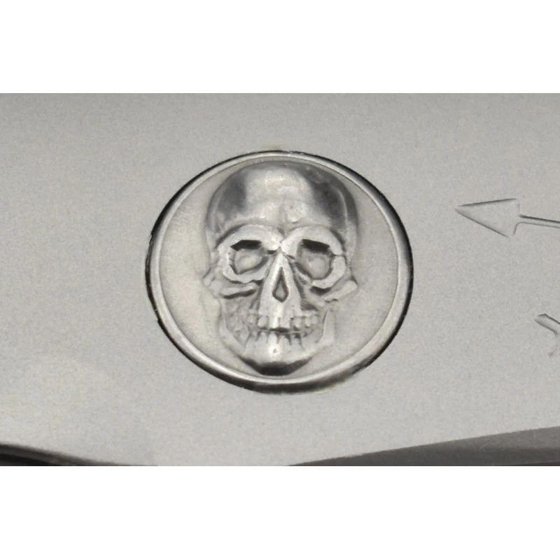 Couteau Ouverture Assistée Max Knives MK143 Manche Tête De Mort 7 Couteau Ouverture Assistée Max Knives MK143 Manche Tête De Mort – Image 7